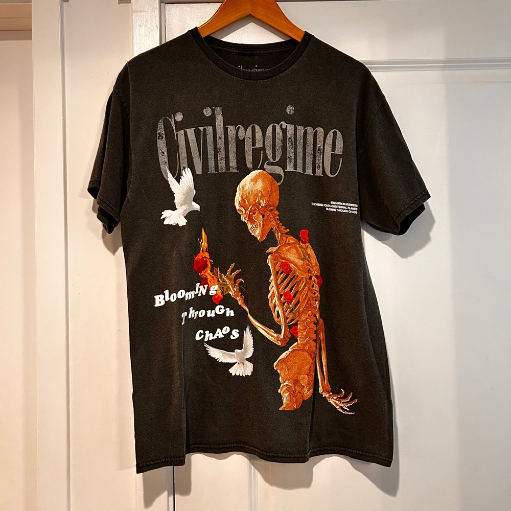 Civil Regime Blooming Through Chaos Skeleton Rose Graphic‎ T-Shirt Mens Medium